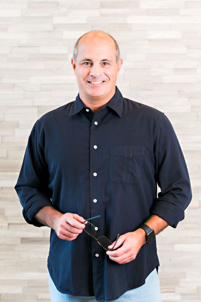 Dr. Claudio H. Varella, D.D.S., M.S. Varella Endodontics